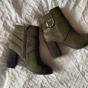 Olive Call it Spring Heeled Booties Size 7.5